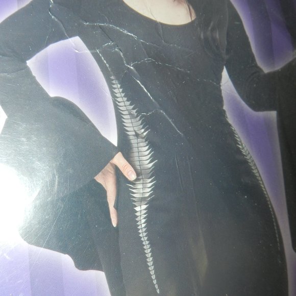Morticia Addams Womens Costume Deluxe Costume Medium  🆕SHIPS FAST😮‍💨⚡🚚 - Picture 10 of 15
